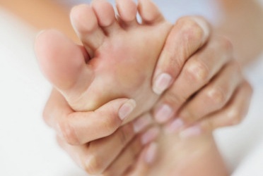 Sống chung với… gout